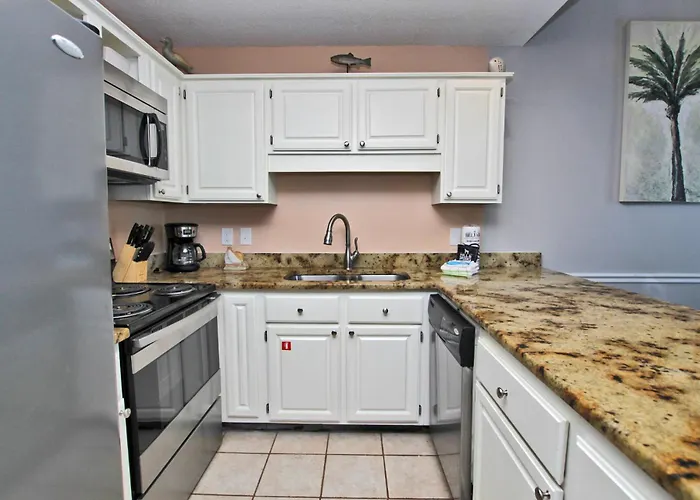 Ocean Reef 304 By Youngs Suncoast Apartment