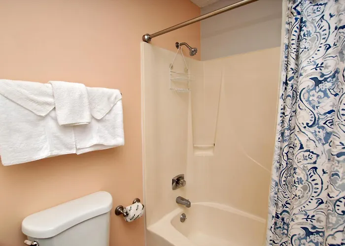 Apartment Ocean Reef 304 By Youngs Suncoast *