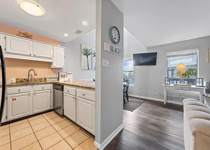 Apartment Ocean Reef 304 By Youngs Suncoast